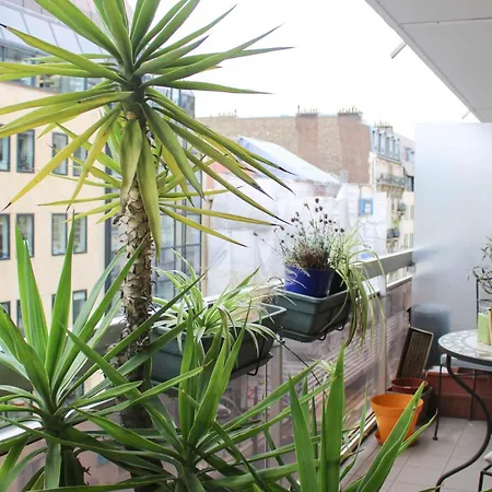 Apartment Quiet Nest With Garden View
